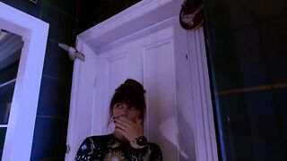 Sydney Harwin - Mommy and The Difficult Situation